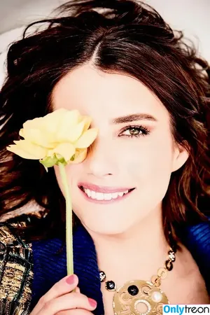 Emma Roberts / emmalee1996 / emmaroberts фото голая #0819
