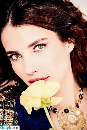 Emma Roberts / emmalee1996 / emmaroberts фото голая #0832
