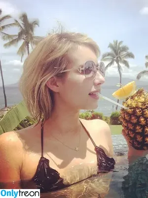 Emma Roberts / emmalee1996 / emmaroberts фото голая #0908