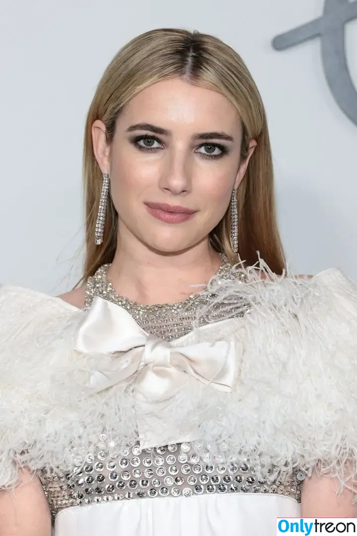 Emma Roberts nude photo #0738 (emmalee1996 / emmaroberts)