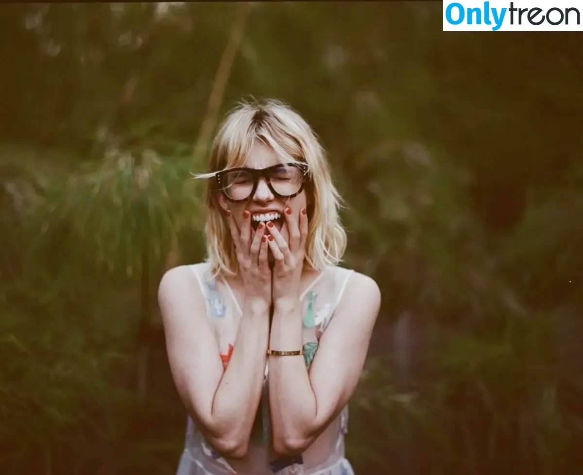 Emma Roberts nude photo #0961 (emmalee1996 / emmaroberts)