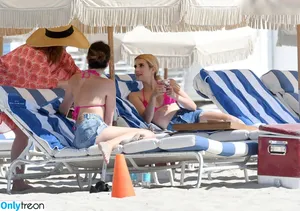 Emma Roberts / emmalee1996 / emmaroberts nude photo #1180
