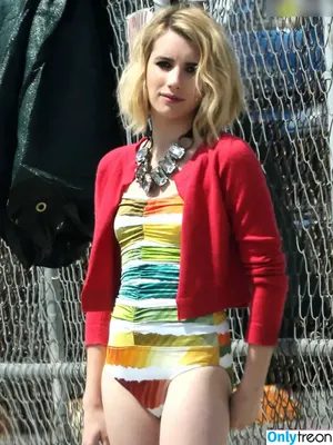 Emma Roberts / emmalee1996 / emmaroberts nude photo #1186