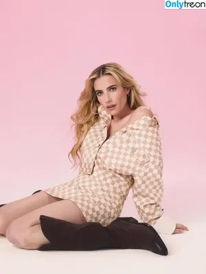 Emma Roberts / emmalee1996 / emmaroberts nude photo #1350