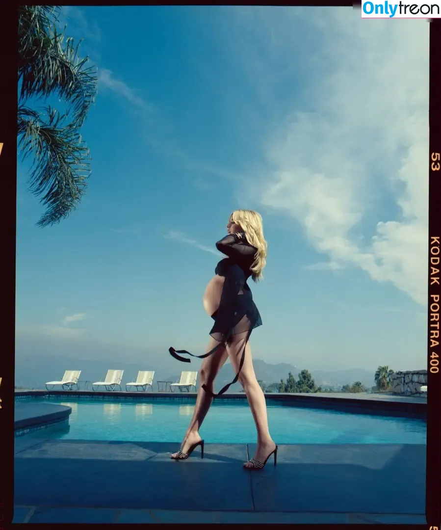 Emma Roberts голая photo #1074 (emmalee1996 / emmaroberts)