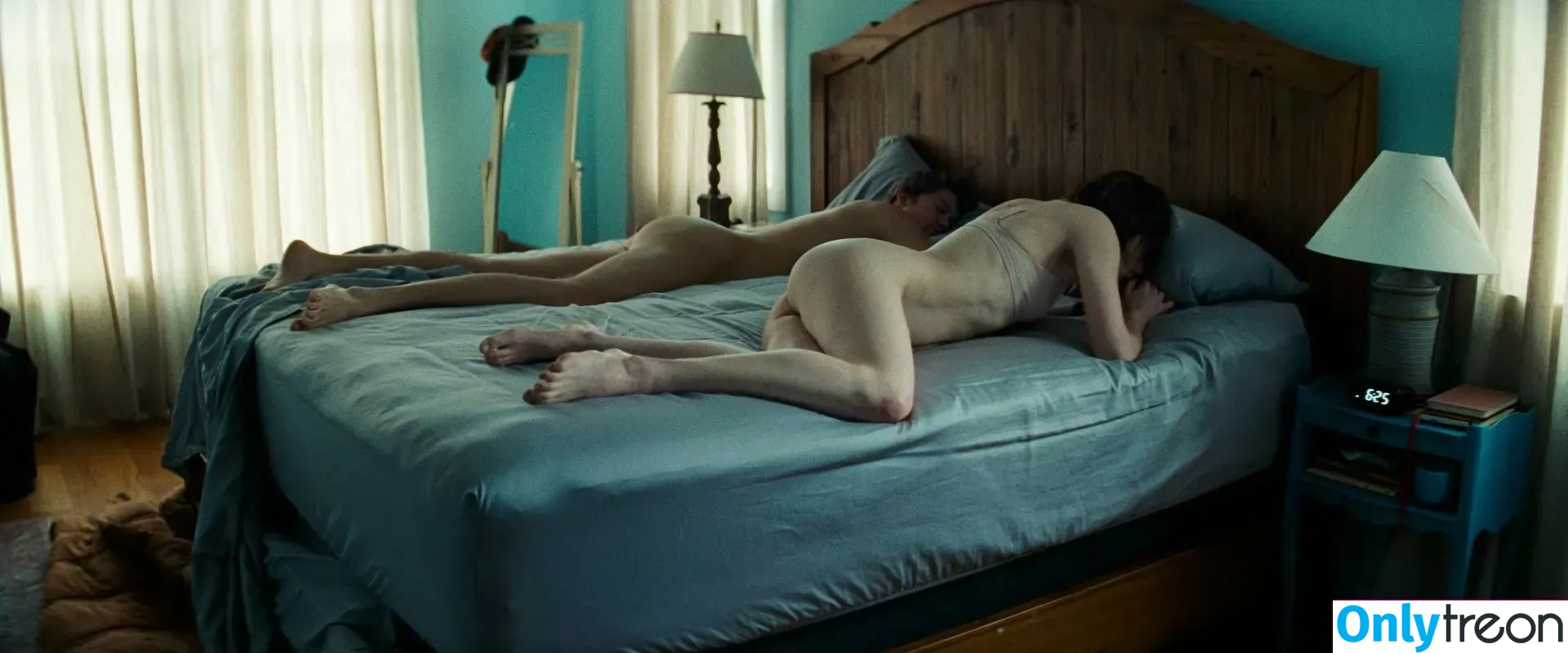 Emma Stone nude photo #2132 (Emma.Stone.XXX / Emma.StoneXXX / EmmaS1981 / emmastone / emmastonexxxpse)