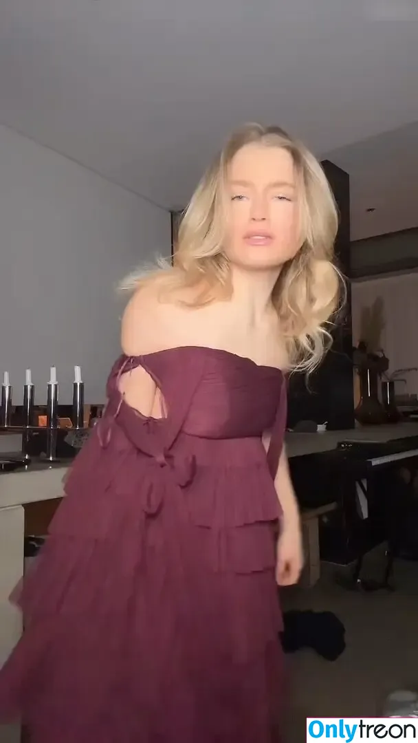 Emma Svenningson голая photo #0048 (emmasvenningson)