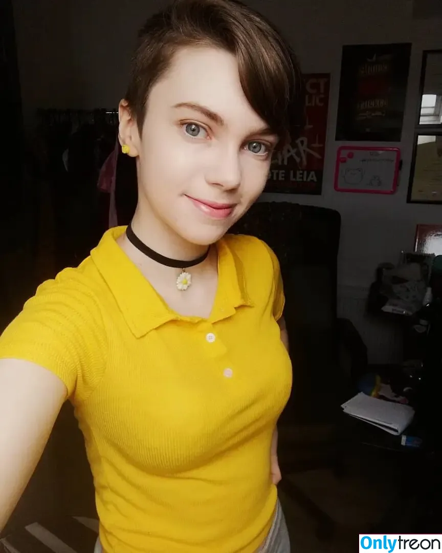Emma Thorne nude photo #0049 (EmmaThorneVideos / emmainashes / emmathorne1)