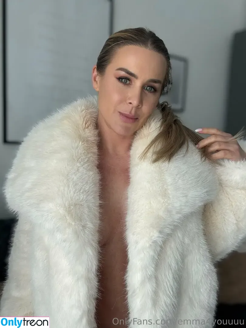emma4youuuu nude photo #0012 (emma4youuu)