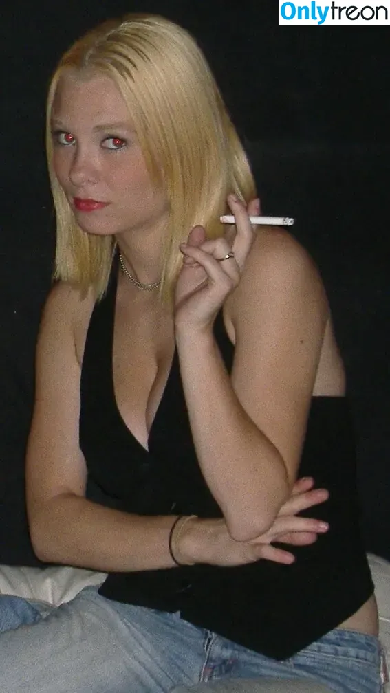 emmacantquit голая photo #0055 (emmacantquit)
