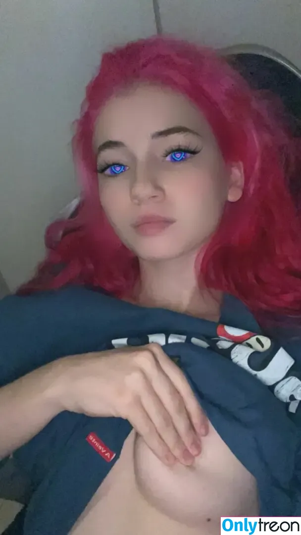 EmmaFiore nude photo #0201 (emmafiore10.ok)