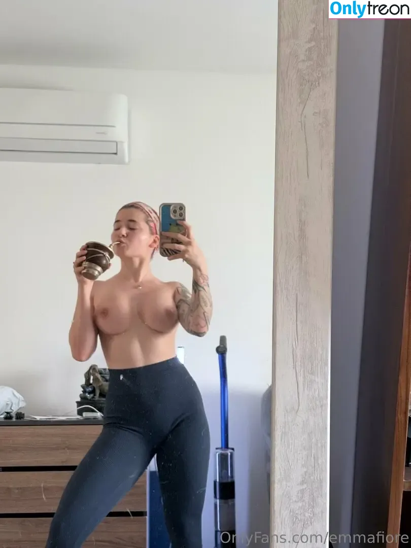 EmmaFiore nude photo #0224 (emmafiore10.ok)