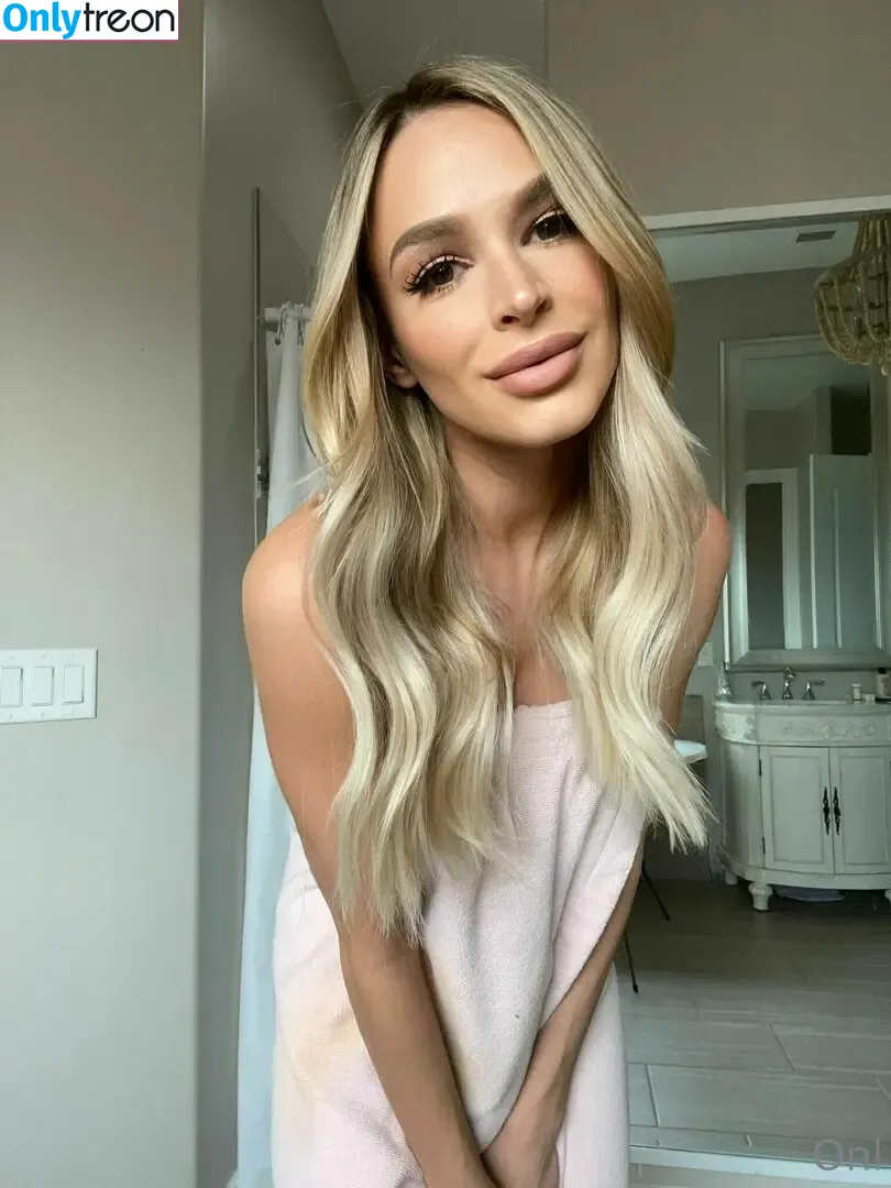 emmahixofficial nude photo #0427 (emmahix_xo)