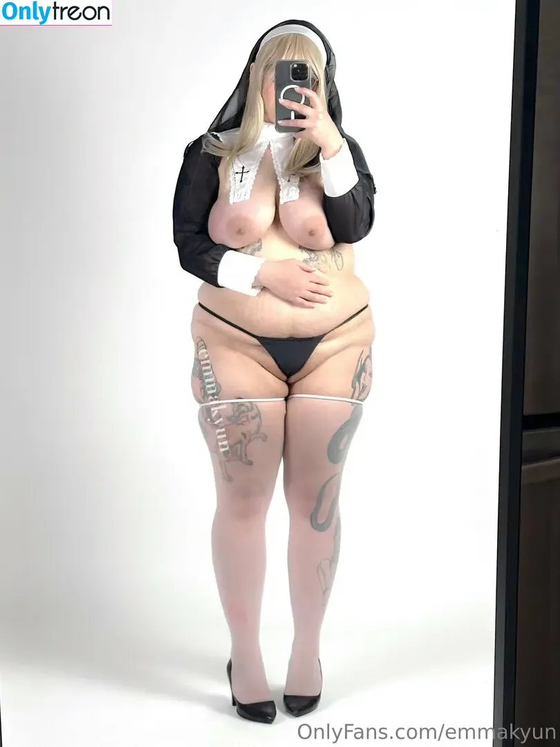 emmakyun голая photo #0166 (emmakyun)