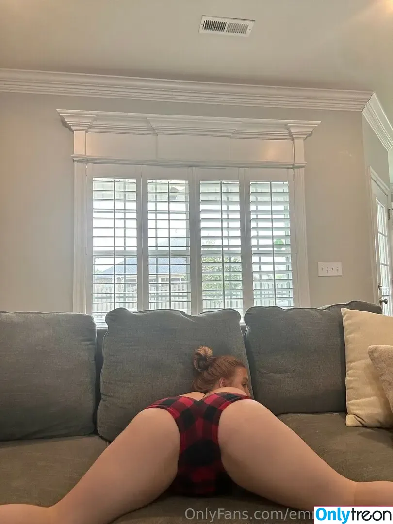 emmamaeeee nude photo #0044 (emmamaaee / emmamaeeeee)