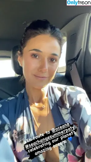 Emmanuelle Chriqui / Emmanuelle / echriqui nude photo #0981