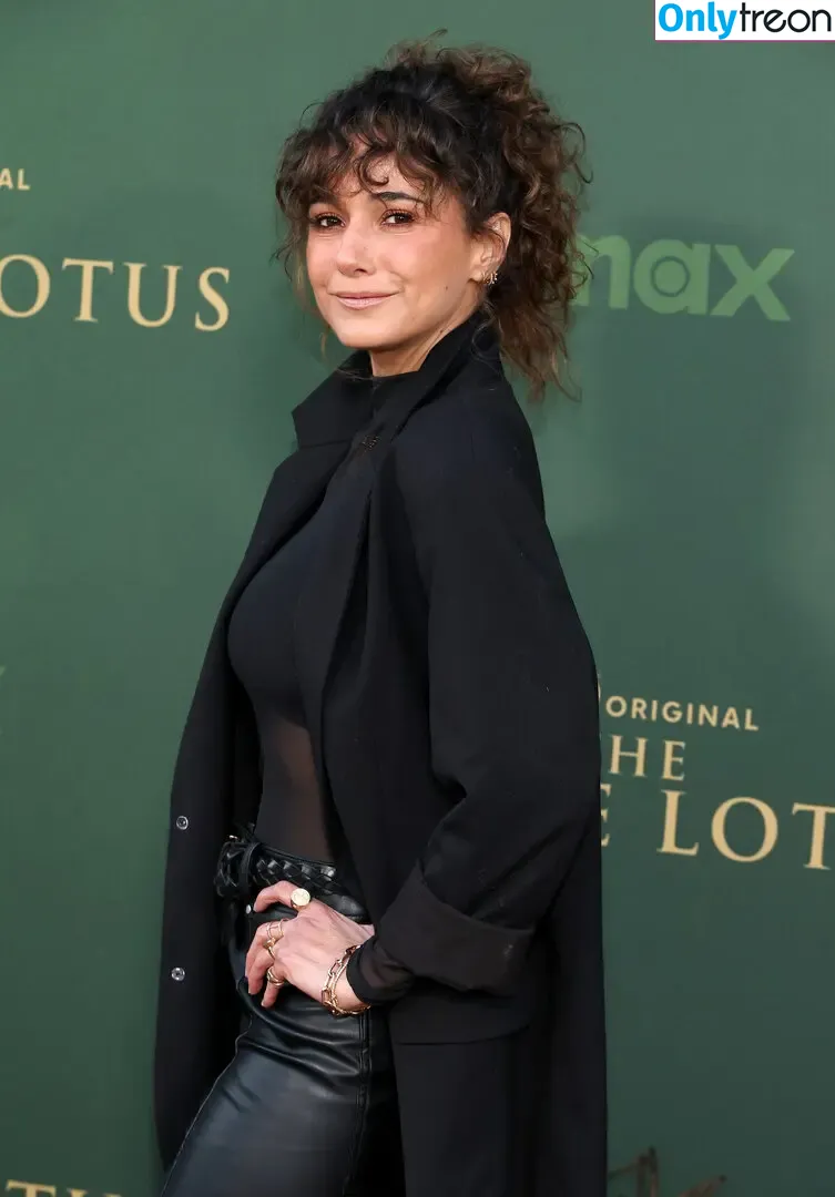 Emmanuelle Chriqui голая photo #1102 (Emmanuelle / echriqui)