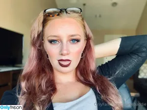 emmaryker / emnicolekerr nude photo #0020
