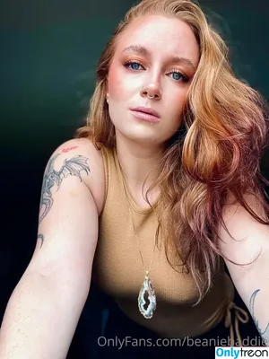 emmaryker / emnicolekerr nude photo #0022