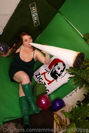 emmastoned420free / emmastoned42o фото голая #0065