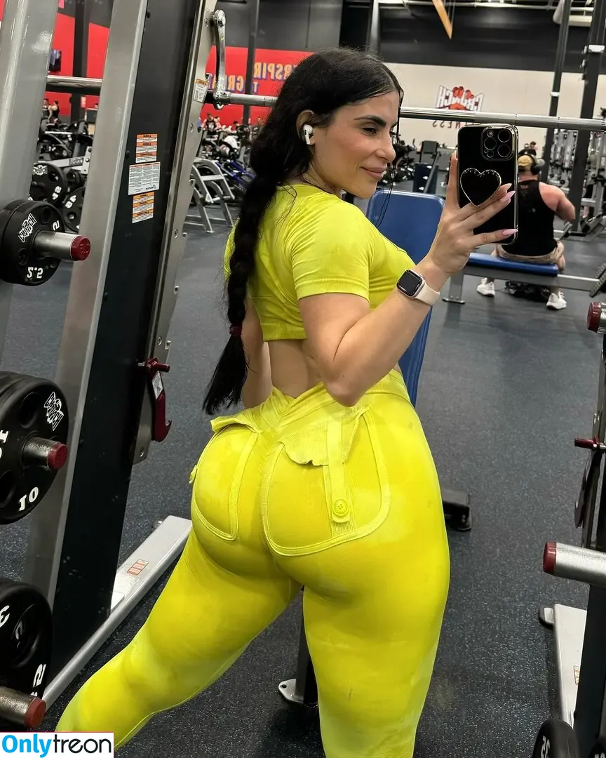Emme Cavazos nude photo #0004 (emme.cavazos)