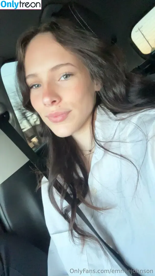 emmiejohnson голая photo #0021 (emmie_johnston)