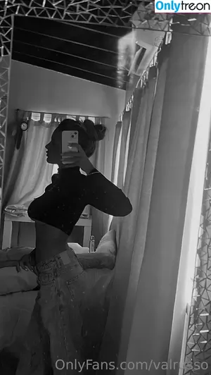 emmitajones / emjones nude photo #0004