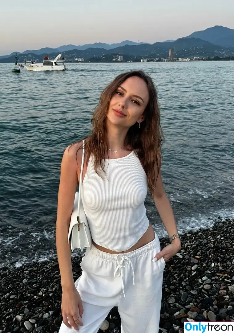 emmmas nude photo #0200 (emmmas)