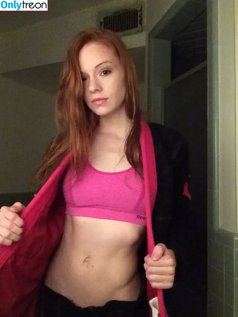 emmmxc nude photo #0005 (emmm_xoxx / emmmc_)