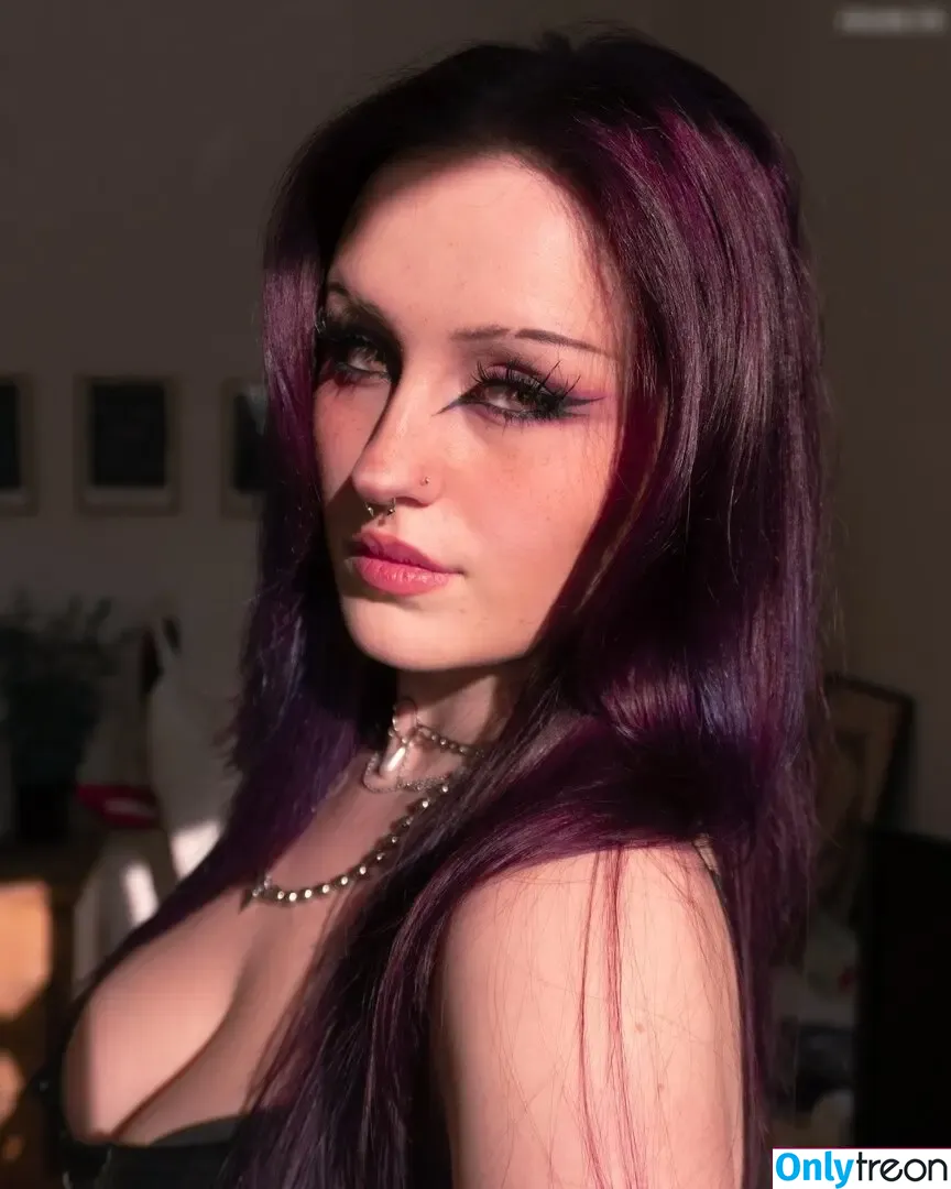 Emmo голая photo #0037 (Emmo)