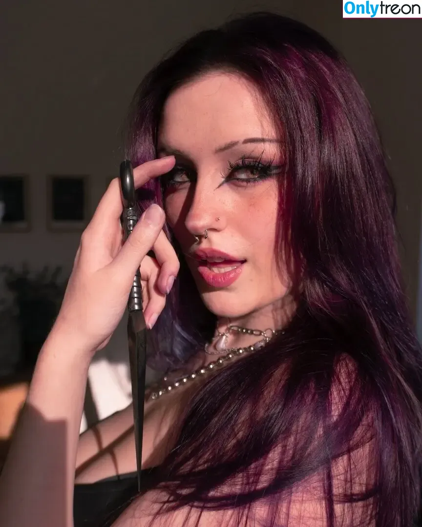 Emmo nude photo #0038 (Emmo)