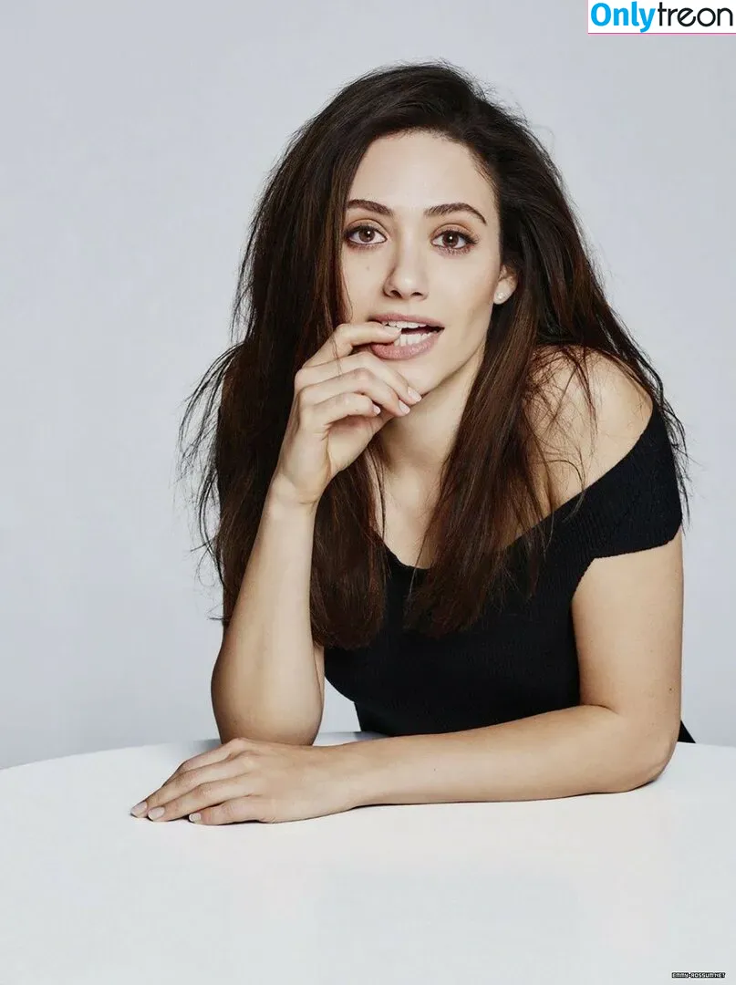 Emmy Rossum голая photo #0020 (emmy)