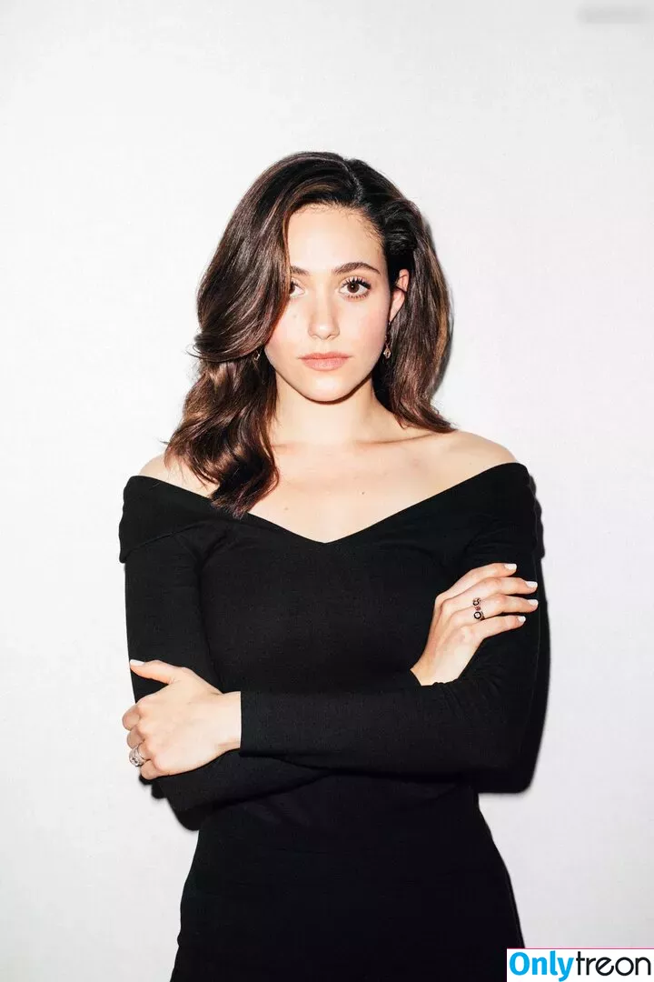 Emmy Rossum голая photo #0337 (Emmyrossum / emmy)