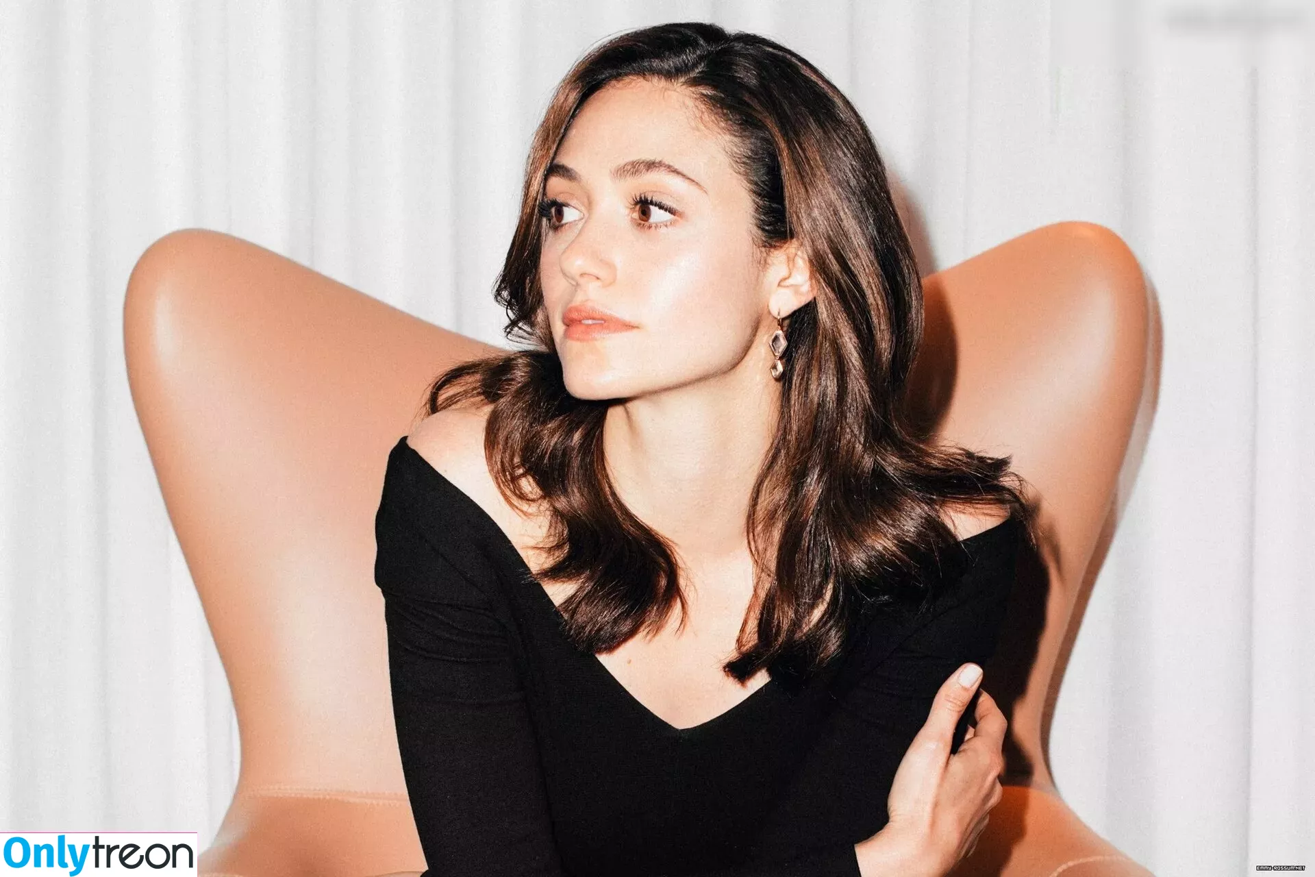 Emmy Rossum голая photo #0339 (Emmyrossum / emmy)