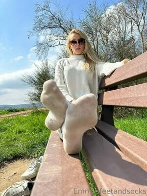 emmyfeetandsocks / theluckyguy_efs фото голая #0114