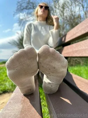 emmyfeetandsocks / theluckyguy_efs фото голая #0115