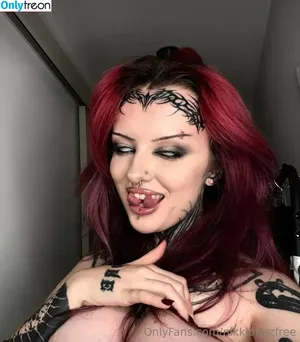 Emoqween / Spicynippies / emoqween2 / emoqweenn nude photo #0050