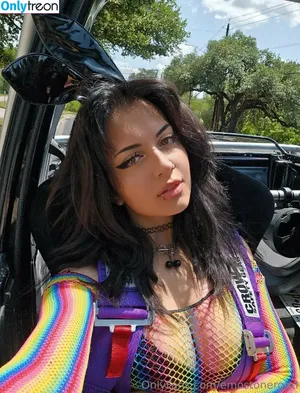 Emostonergorl / Obvious_Confusion699 / emo.stoner.gorl / smolstarcaster nude photo #0879