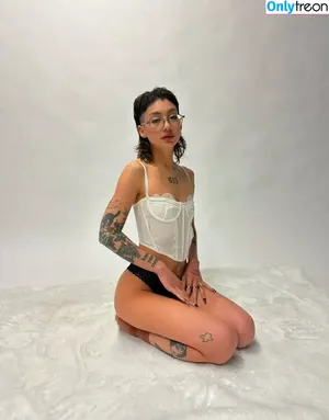 emoxrevival / milkheavens nude photo #0001