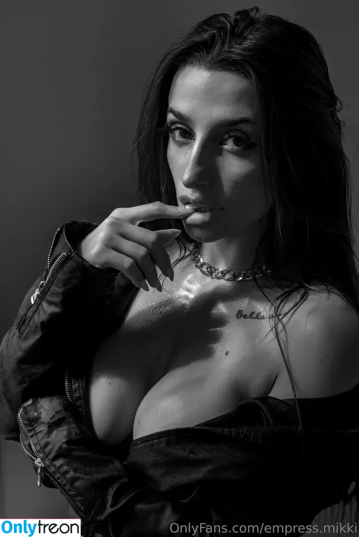 empress.mikki nude photo #0037 (empress_mikki)