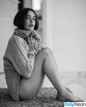 Emuna Zuzut / emunazuzut nude photo #0009
