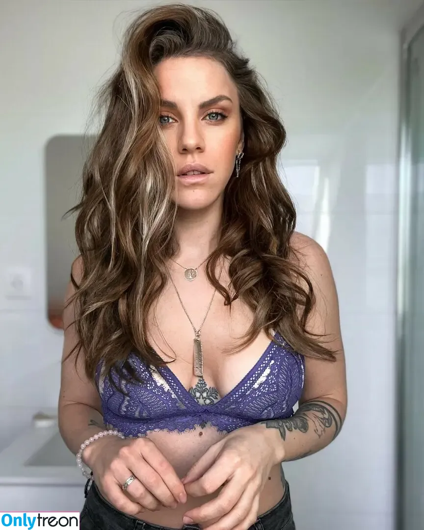Emy LTR nude photo #0054 (EmyLtr / emy_ltr / emylovex)