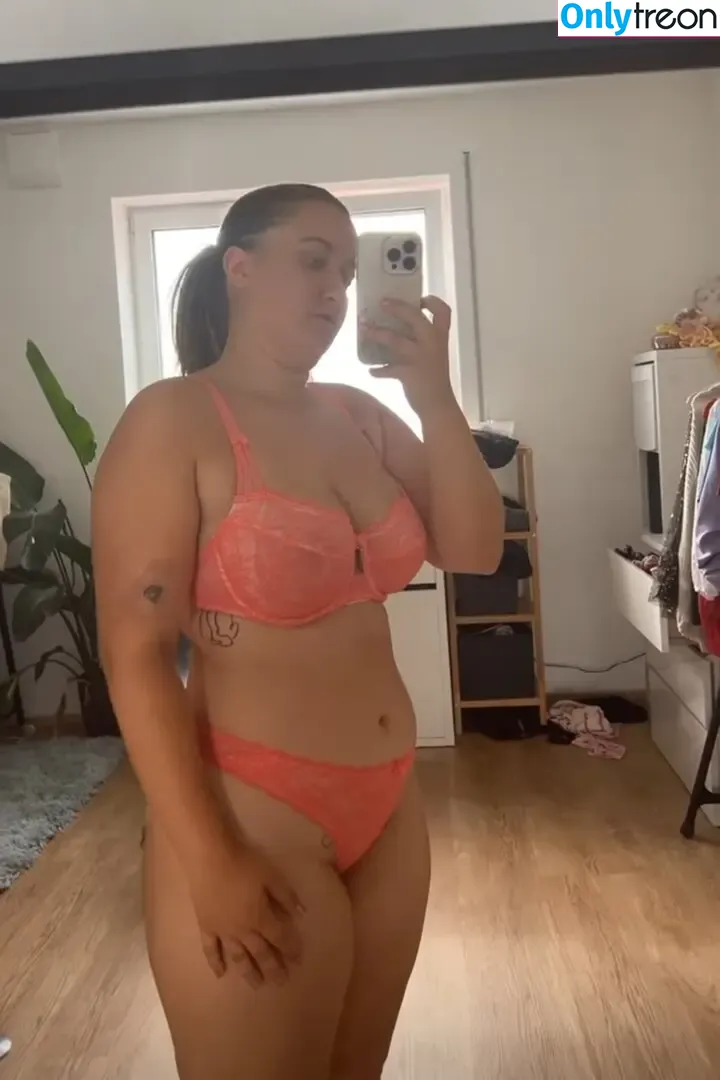 endlich_zufrieden nude photo #0060 (endlich_zufrieden)