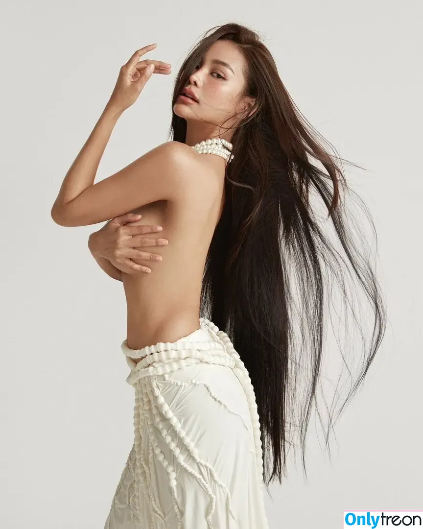 Engfa Waraha nude photo #0005 (fa_engfa / fa_engfa8)