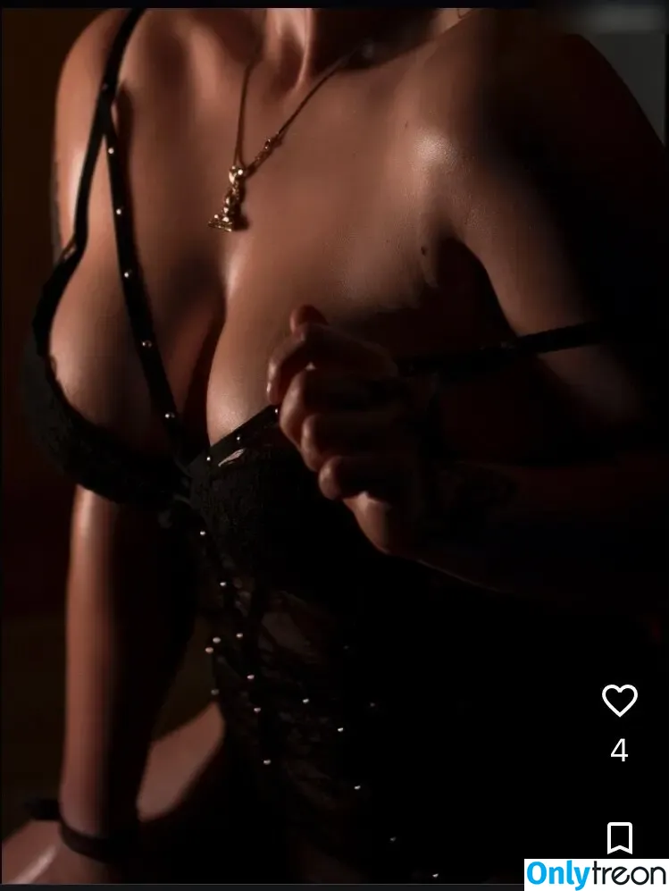 Eni Huwald nude photo #0004 (Eni Huwald)