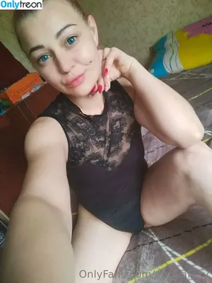 enrikafoxy777 / onefoxylady7 nude photo #0004