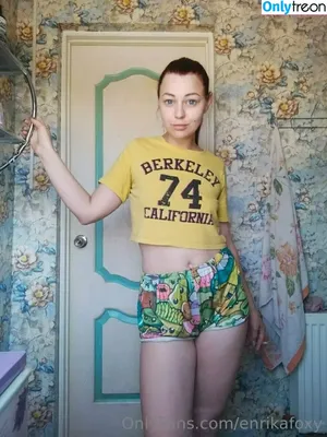 enrikafoxy777 / onefoxylady7 nude photo #0044