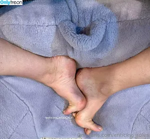 enticing_soles / enticing.soles фото голая #0048