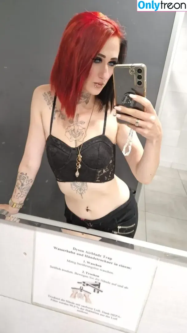 Enya Radtke голая photo #0030 (enya_radtke)