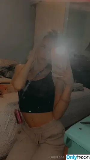 epaige12 / erinpaigec23 nude photo #0043